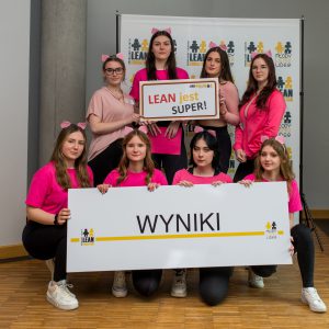 Uczniowie Staszica finalistami ogólnopolskiego programu Młody Lean Lider