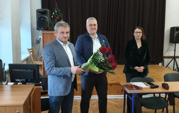 Odejście na zasłużoną emeryturę 2 Odejście na zasłużoną emeryturę 1