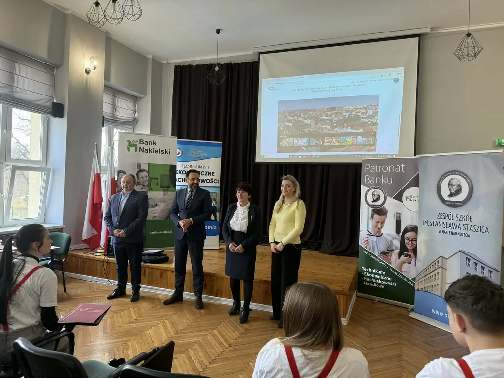 Ekonomiści ze Staszica Ekonomiści ze Staszica