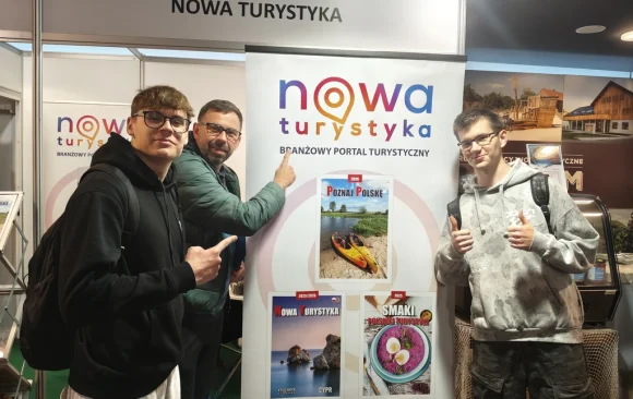Adepci Turystyki i Hotelarstwa 12 Adepci Turystyki i Hotelarstwa 12