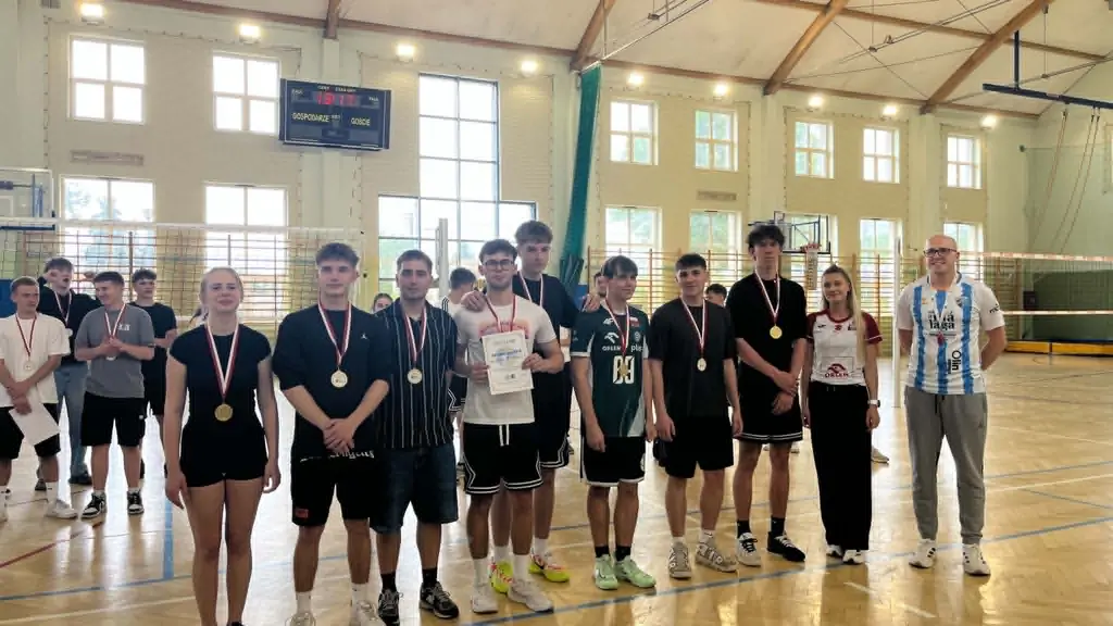 IV szkolny Turniej Piłki Siatkowej 18 IV szkolny Turniej Piłki Siatkowej 18